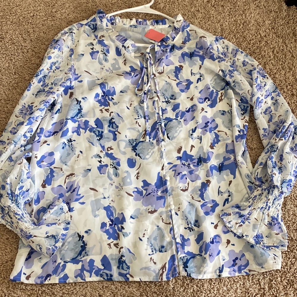 Blouse dressed